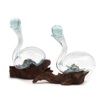 Carafe à décanter au col étroit, verre soufflé sur socle de racine